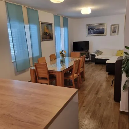 Jadran Апартаменты