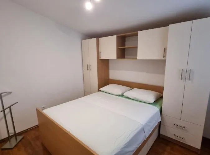 Appartement Jadran Primošten