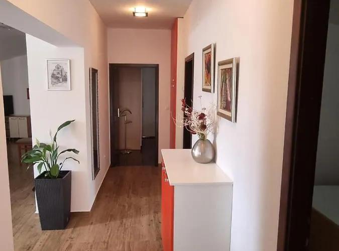 Jadran * Примоштен